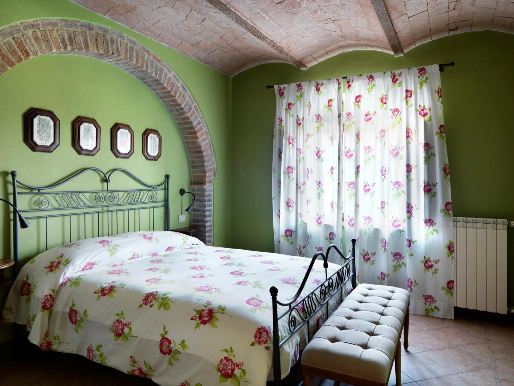Agriturismo Piettorri 카솔레 델사 객실 사진